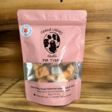 Grand Valley Freeze Dried Salmon (50g)