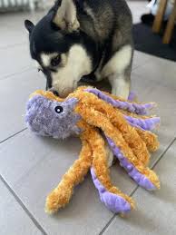 TTAILS PLUSH OCTOPUS W/SQUEAKER 20"